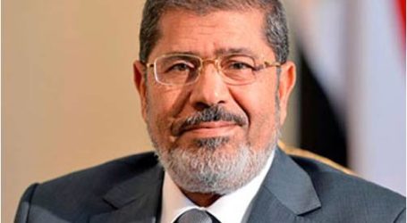 مرسي يهنئ الشعب المصري بشهر رمضان المبارك