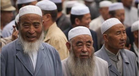 المسلمون في الصين يتحدون السلطات بإقامة شعائر رمضان