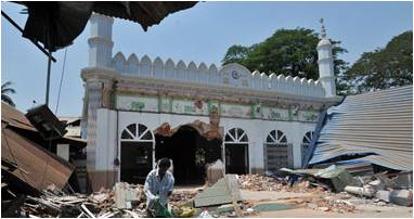ميانمار: مسلمو الروهنجيا يهجرون المساجد جراء إضطهاد البوذيين