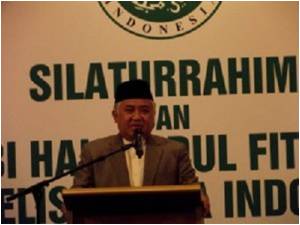 رئيس مجلس العلماء الإندونيسي:”ينبغي أن لا ندمر الأخوة الإسلامية “.