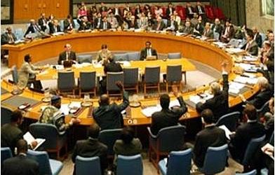 مجلس الأمن يصوت بالإجماع علي قرار بفرض عقوبات ضد “داعش و”النصرة”