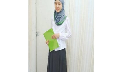 كازاخستان: طرد طالبة من مدرستها لارتدائها الحجاب