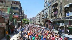 تظاهرات حاشدة في مصر احتجاجا على سوء المعيشة وانقطاع الكهرباء