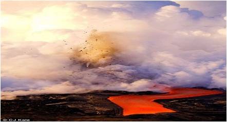 أندونيسيا: بركان «سينابونج» يقضي على 3 آلاف هكتار أراضٍ زراعيةٍ