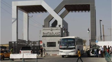 السلطات المصرية تعيد فتح معبر رفح بعد إغلاقه خلال أيام العيد