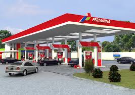 رئيس إندونيسيا يعتزم رفع أسعار البنزين والديزل 50%