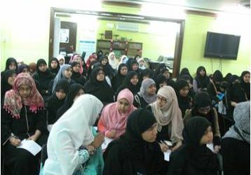 التعريف بالاسلام النسائية نظمت ملتقى الفتيات باللغة الانجليزية
