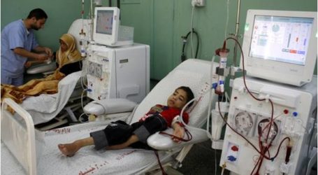 الاضراب يوقف مستشفيات غزة احتجاجا على عدم صرف الرواتب