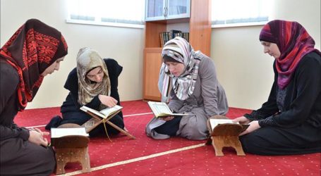 إيمان.. أول أوكرانية تحفظ القرآن كاملا بعد أن كانت مسيحية متشددة