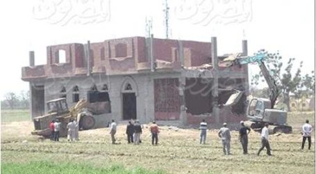 حملة إزالة بمصر تهدم المسجد وتبقي على القصر المجاور!