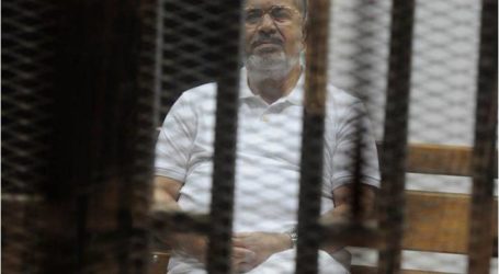 مرسي أول رئيس مصري يحكم بالإعدام