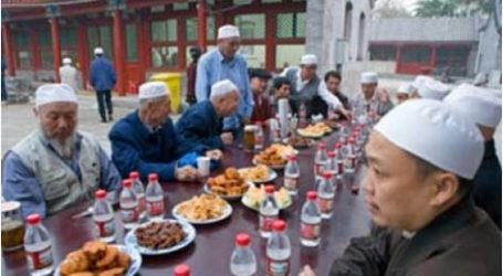 صحيفة بريطانية: الصين تمنع المسلمين من الصيام