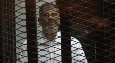 تأجيل محاكمة مرسي إلى 2 آب
