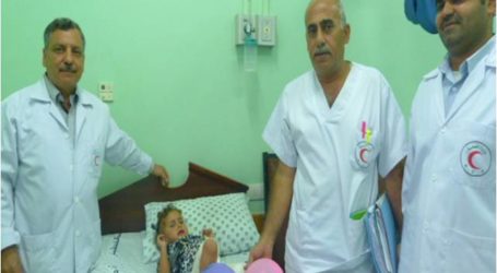 “السكري” و “الفقر” يفتكان بأطفال في غزة المحاصرة