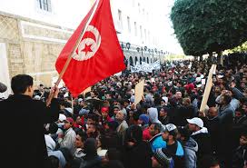 تونس تفرض حظر التجول ليلا في أنحاء البلاد