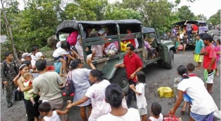 إندونيسيا: إجلاء سكان ثلاث قرى إثر تحذيرات من نشاط بركاني