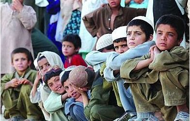 12 طفلاً يرفعون حصيلة ضحايا موجة الجفاف جنوب باكستان
