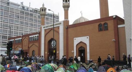 مساجد بريطانيا تستقبل غير المسلمين لمعالجة انطباعاتهم السيئة