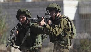 إصابة عشرات الفلسطينيين في مواجهات مع الجيش الإسرائيلي بالضفة