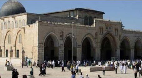 الشرطة الإسرائيلية تفرج عن خطيب المسجد الأقصى