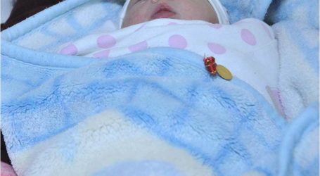 تركيا تمنح المواليد الجدد قطعا ذهبية لتشجيع مواطنيها على الإنجاب