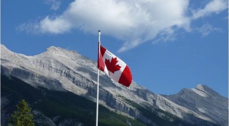 كندا تمنع منظمة إسلامية من رعاية أسرة سورية لاجئة