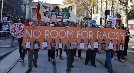 أستراليا.. مظاهرة يمينية معارضة لوجود اللاجئين وأخرى مناوئة لها في ملبورن