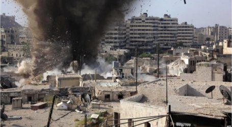 مقتل 15 شخصًا في هجوم للنظام بالبراميل المتفجرة على حلب