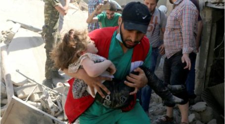 مقتل 15 سوريًا في غارة للنظام على مستشفى وسوق شعبي بحلب