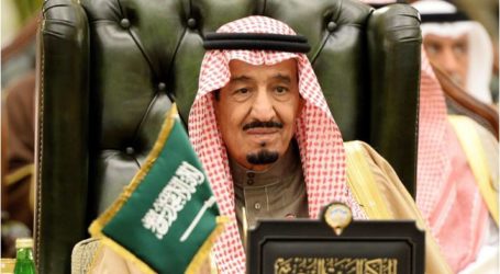 العاهل السعودي: المملكة تقف بجانب العرب والمسلمين للدفاع عنهم