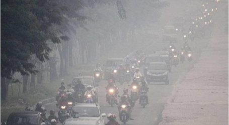 ماليزيا تطالب إندونيسيا بتعديل قوانين متعلقة بالضباب الدخاني