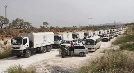 26 شاحنة مساعدات تعبر الحدود التركية إلى إدلب