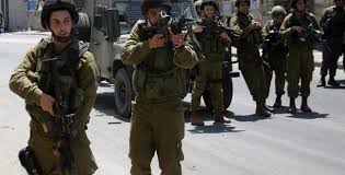 516 فلسطينيًا اعتقلتهم إسرائيل خلال أغسطس المنصرم