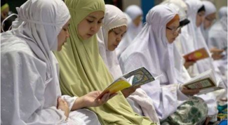 نساء يخترقن أسوار المعرفة الدينية