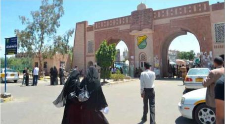 الحوثيون يعتدون على أساتذة جامعة صنعاء