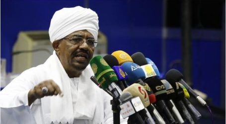 الرئيس السوداني يدعو لتفويت الفرصة على «العملاء والمارقين» عن إجماع الأمة