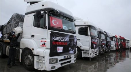 انطلاق 200 شاحلنة تحمل مساعدات من إسطنبول إلى حلب