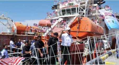 بحرية  ميانمار ترافق سفينة الأغذية البحري الماليزية  إلى يانغون