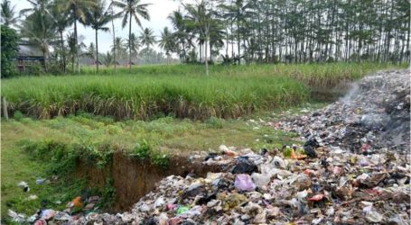 إندونيسيا تدرس معالجة مشكلة  النفايات البلاستيكية 70٪ بحلول عام 2025