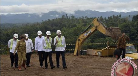 الرئيس جوكو ويدودو يزور بتام لتفقد التقدم فى بناء سد سي قونغ