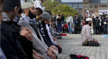 مظاهرة لنبذ العنصرية و التضامن مع المسلمين في هولندا