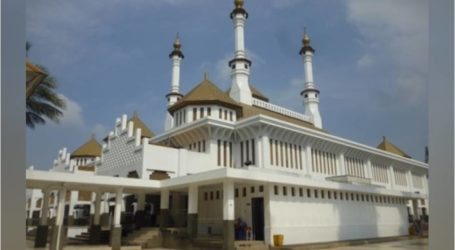 الوزارة تسعى إلى تعزيز تاسيكمالايا كمركز للسياحة الدينية