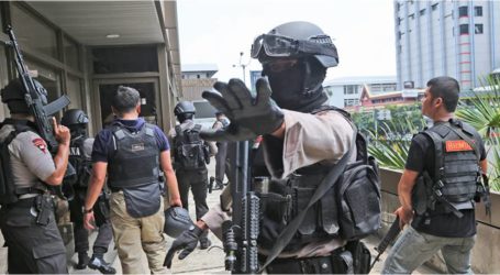 الشرطة تفتش بيت الانتحاري منفذ  انفجار كامبونغ ميلايو
