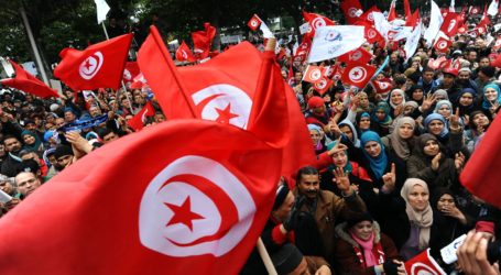 تونس.. الشارع والمؤسسة مرة أخرى