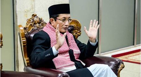 فضيلة الإمام الأكبر لمسجد الاستقلال يدعو إلى الحفاظ على التنوع في إندونيسيا