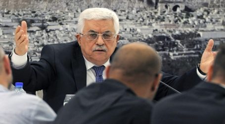 عباس غير راضِ من تجميد الاتصالات مع الاحتلال