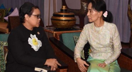 وزيرة الخارجية الاندونيسية تلتقي بأون سان سو تشي لتقديم اقتراح اندونيسيا حول راخين