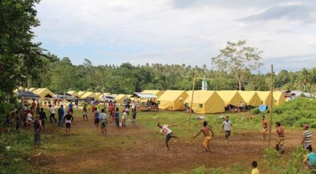 الفلبين :  مئات الاف مسلمو “مورو” يتشبثون بالحياة في مخيمات النزوح
