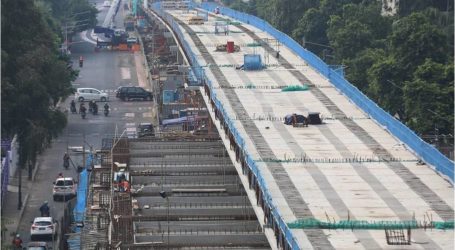 وزير النقل : شركة السكك الحديدية تواصل الاستثمار في مشروع السككي في جاكرتا الكبرى