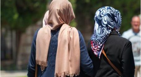 امرأة مسلمة توجه رسالة لمسؤولي بريطانيا
